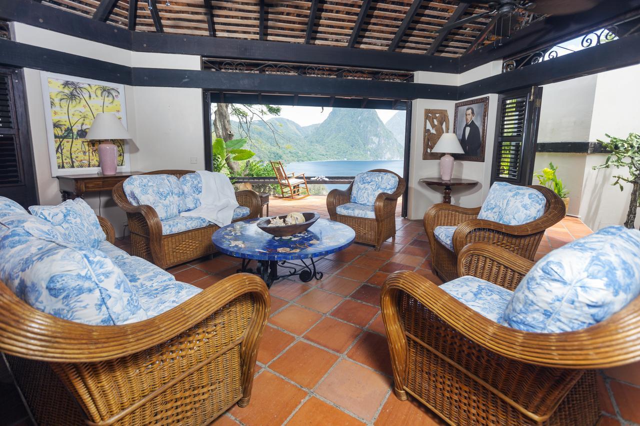 Caille Blanc Villa & Hotel (Adults Only) Soufriere Exterior photo